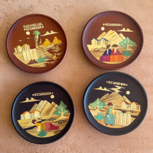 Ecuador Wood Hanging Decor - Paisajes